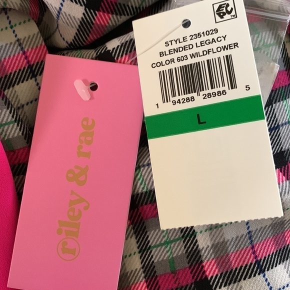 Riley & Rae Lavallière Bow Blended Legacy Pink Plaid Button Up Blouse Large - Picture 10 of 11